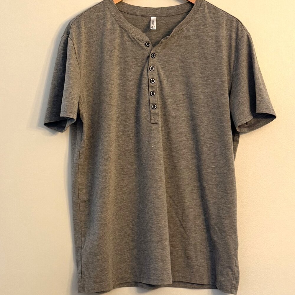 Men's Grey Button Up Short Sleeve Shirt